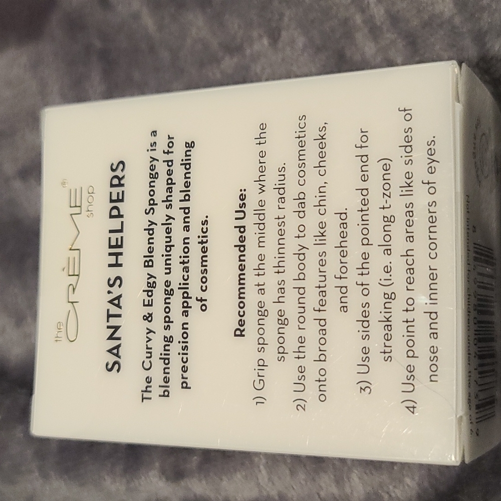 Brand new 2 for 1 blendy spongey by the Crème Shop - Picture 3 of 6
